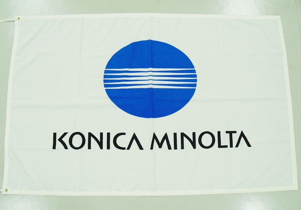 コニカミノルタ社旗